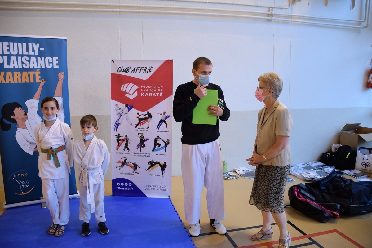 neuilly-plaisance_remise_de_ceinture_karate_2021 1